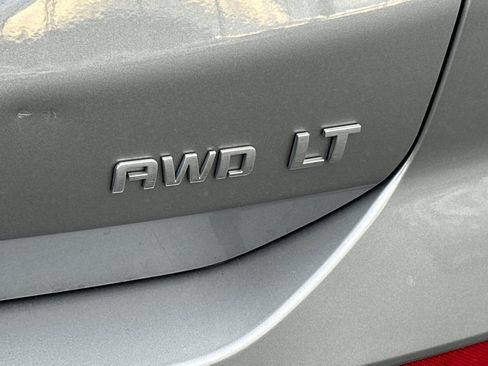 Used 2023 Chevrolet Equinox LT w/ LPO, Floor Liner Package image 26