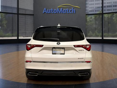 Used 2024 Acura MDX SH-AWD w/ Advance Package image 9
