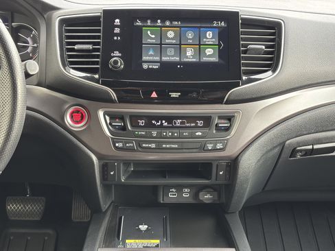 Certified 2024 Honda Passport EX-L image 37