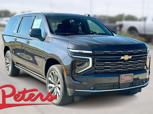 New 2026 Chevrolet Suburban High Country image 1