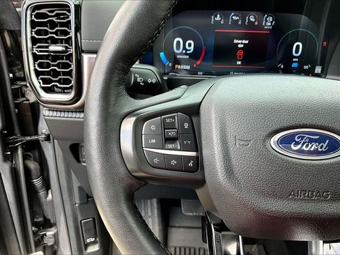 Used 2024 Ford Ranger Lariat w/ FX4 Off-Road Package AWD/4WD image 12