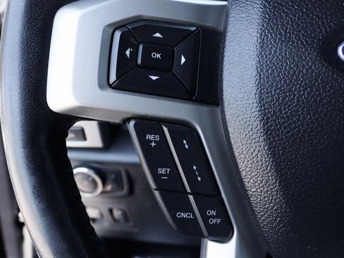 Used 2019 Ford F150 Lariat w/ Equipment Group 502A Luxury image 23