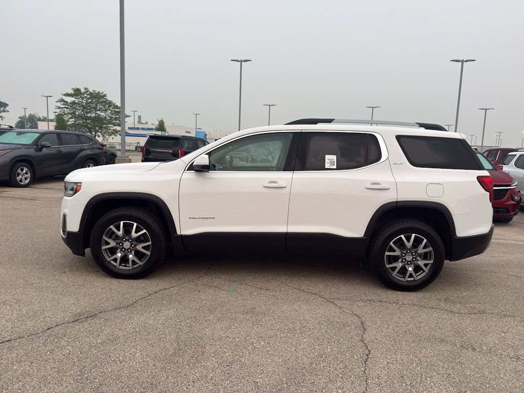 Certified 2023 GMC Acadia SLT w/ LPO, Floor Liner Package AWD/4WD image 6