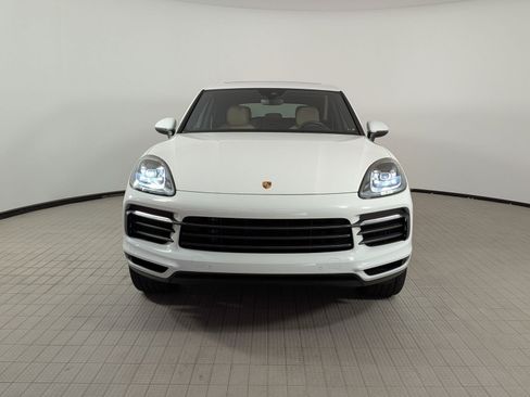 Certified 2023 Porsche Cayenne AWD/4WD image 6