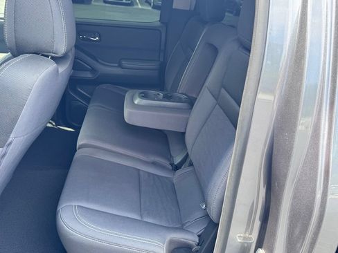 Used 2023 Nissan Frontier SV AWD/4WD image 28