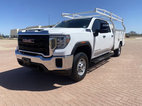 Used 2022 GMC Sierra 2500 Pro w/ Convenience Package image 1