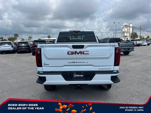 New 2026 GMC Sierra 2500 Denali w/ Denali Reserve Package AWD/4WD image 5