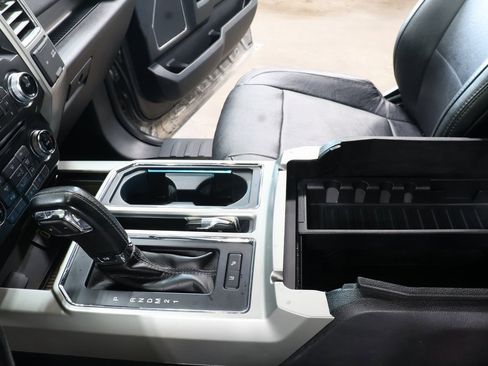 Used 2016 Ford F150 Lariat w/ Equipment Group 502A Luxury image 18