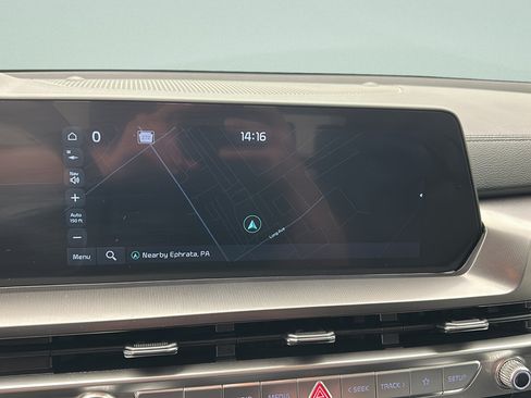 Used 2023 Kia Telluride LX AWD/4WD image 19