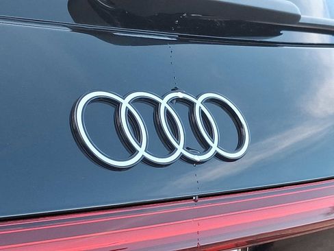 New 2025 Audi Q5 Prestige image 17