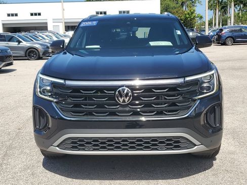 Certified 2024 Volkswagen Atlas Cross Sport SE FWD image 10