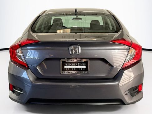 Used 2017 Honda Civic EX image 6