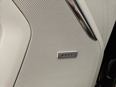 Used 2023 GMC Yukon XL Denali RWD image 25