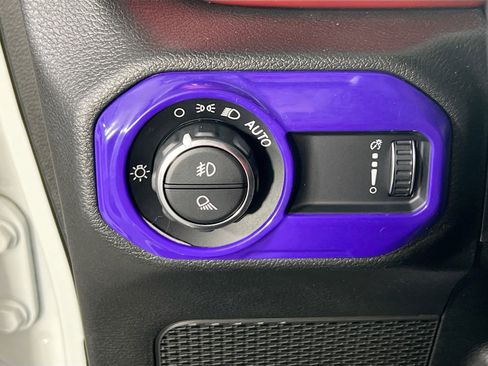 Used 2023 Jeep Gladiator Rubicon w/ LED Lighting Group image 10