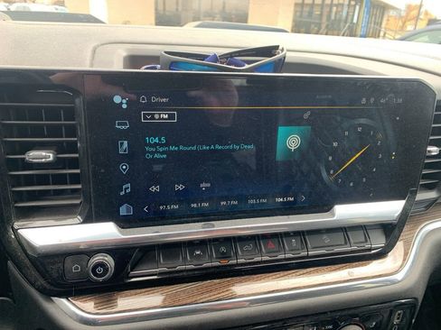 Used 2023 Chevrolet Silverado 1500 LT Trail Boss w/ Protection Package image 14