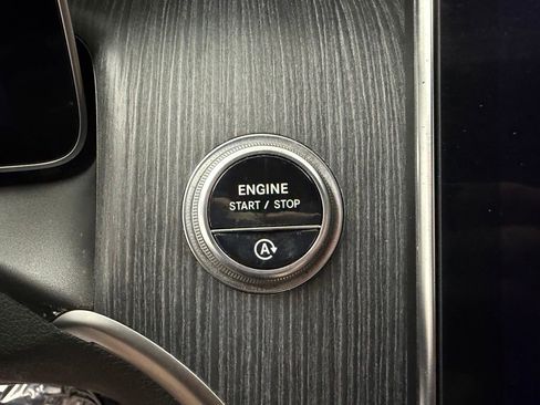 Used 2023 Mercedes-Benz GLC 300 4MATIC w/ AMG Line image 34