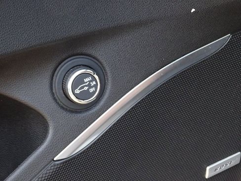 Used 2018 Buick Enclave Avenir w/ Avenir Technology Package image 17