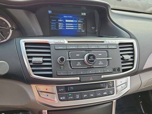 Used 2015 Honda Accord LX image 20