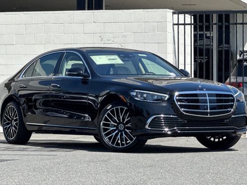 New 2026 Mercedes-Benz S 500 4MATIC image 2