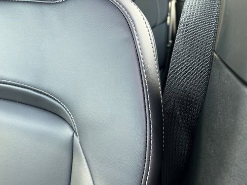 New 2025 Jeep Grand Cherokee Limited w/ Trailer Tow Package image 11