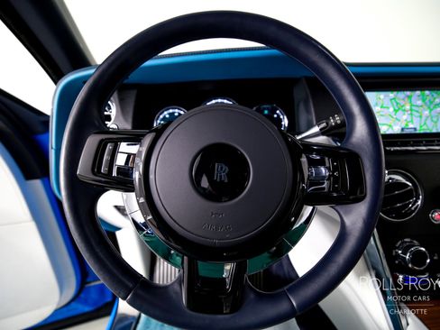 Used 2023 Rolls-Royce Cullinan image 15