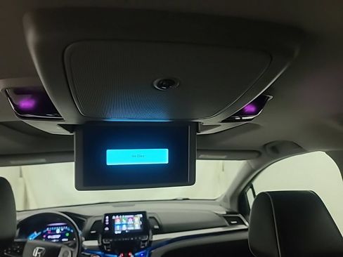 Used 2023 Honda Odyssey Elite image 22