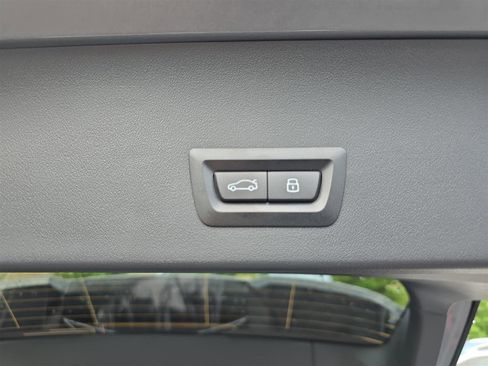 Used 2025 BMW X3 xDrive30i image 6