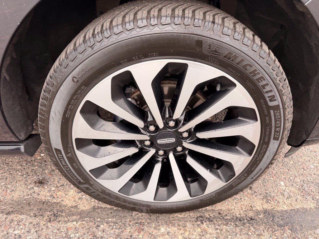 Used 2022 Lincoln Navigator L Reserve AWD/4WD image 16