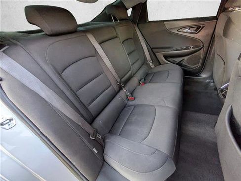 Used 2020 Chevrolet Malibu LT image 19