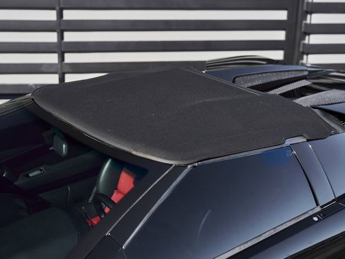 Used 2006 Lamborghini Murcielago Base image 9