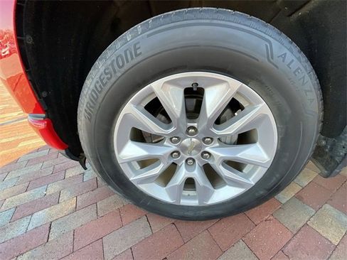 Used 2020 Chevrolet Silverado 1500 Custom w/ Custom Value Package image 10