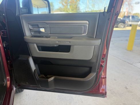 Used 2018 RAM 1500 Classic SLT image 20