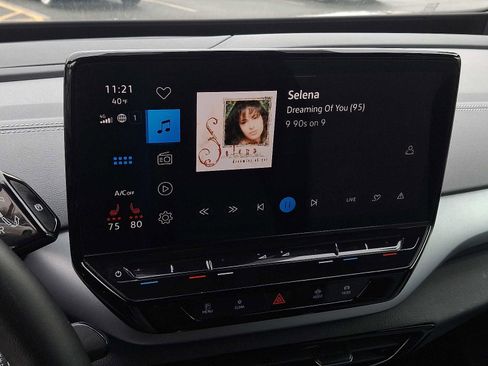 Used 2023 Volkswagen ID.4 Pro image 18