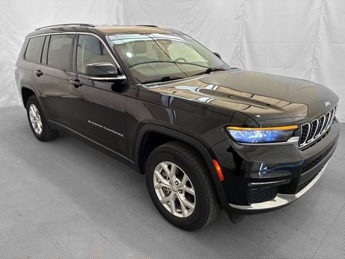 Used 2023 Jeep Grand Cherokee L Limited AWD/4WD image 10