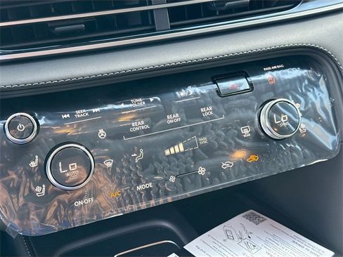 New 2026 INFINITI QX60 Luxe w/ Cargo Package image 12