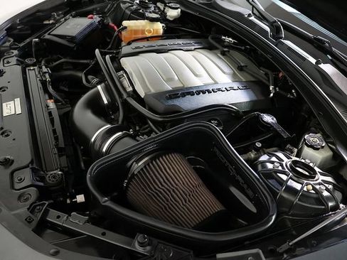 Used 2016 Chevrolet Camaro SS RWD image 30