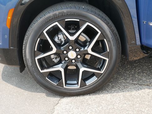 Used 2026 Chevrolet Traverse High Country AWD/4WD image 15