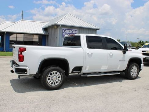 Used 2025 Chevrolet Silverado 2500 LT AWD/4WD image 12