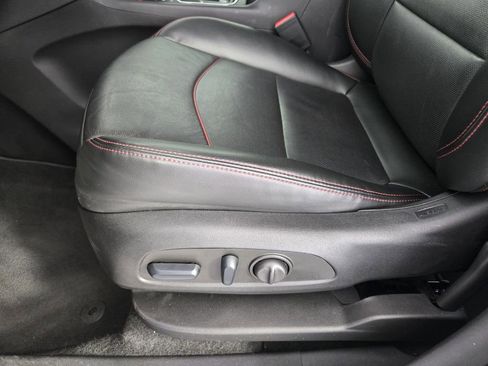 Used 2023 Chevrolet Equinox RS w/ RS Leather Package FWD image 27