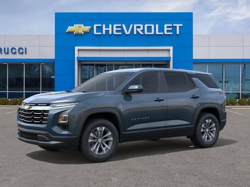 New 2026 Chevrolet Equinox LT w/ Convenience Package II FWD image 2