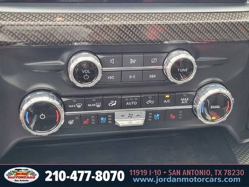 Used 2023 Ford F250 Lariat w/ Lariat Ultimate Package AWD/4WD image 23