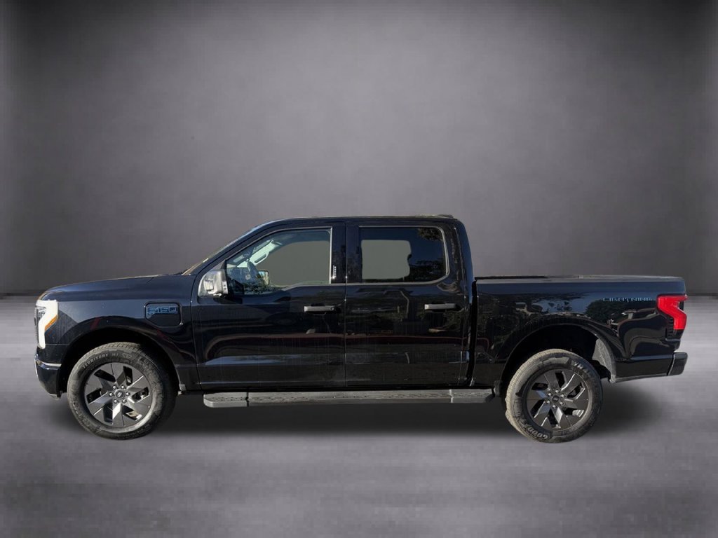 Used 2024 Ford F150 Lightning XLT AWD/4WD image 10