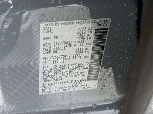 New 2025 Nissan Frontier PRO-4X w/ Interior Protection Package image 29