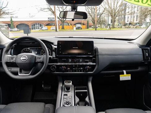 New 2026 Nissan Pathfinder SV w/ Cargo Package AWD/4WD image 9