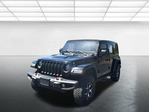 Used 2023 Jeep Wrangler Unlimited Rubicon w/ LED Lighting Group AWD/4WD image 8