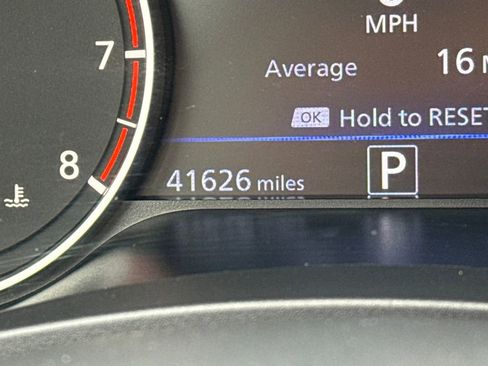 Used 2025 Nissan Altima 2.5 SV image 13