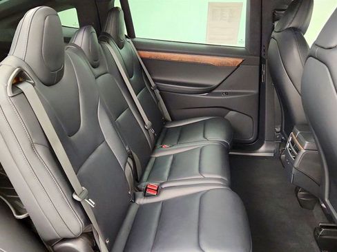 Used 2020 Tesla Model X Long Range AWD/4WD image 26