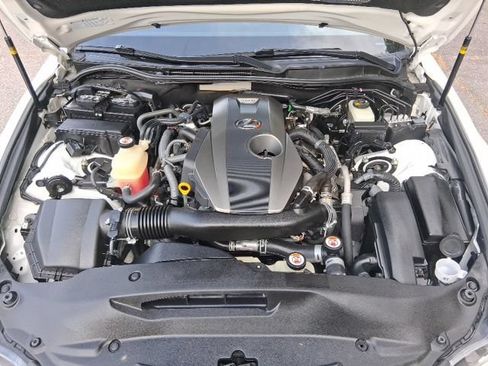 Used 2018 Lexus IS 300 w/ Accessory Package 2 RWD image 28