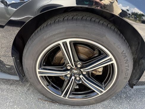 Used 2024 Ford Mustang Premium RWD image 8
