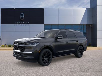 New 2025 Lincoln Navigator Reserve w/ Jet Appearance Package